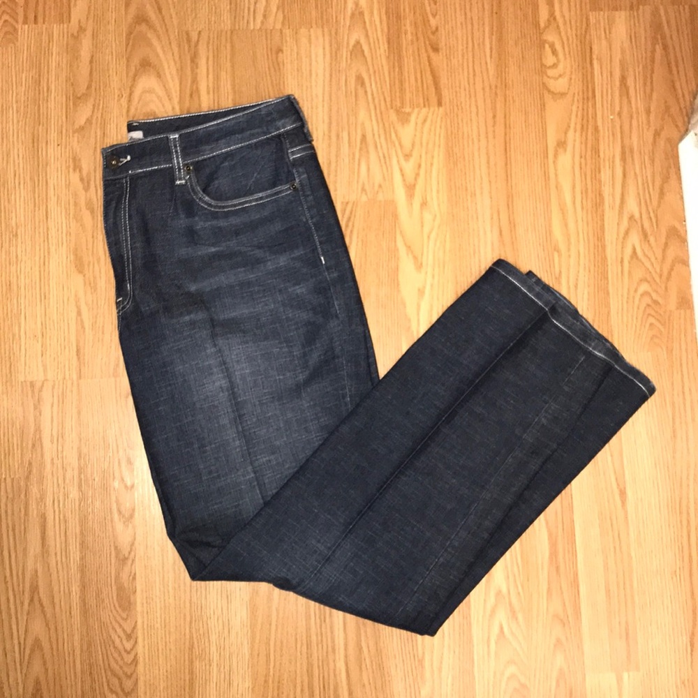 12/14 equivalent to Chico’s 2.5 denim pant